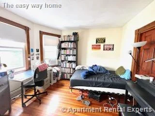 45 Locke St, Davis Square