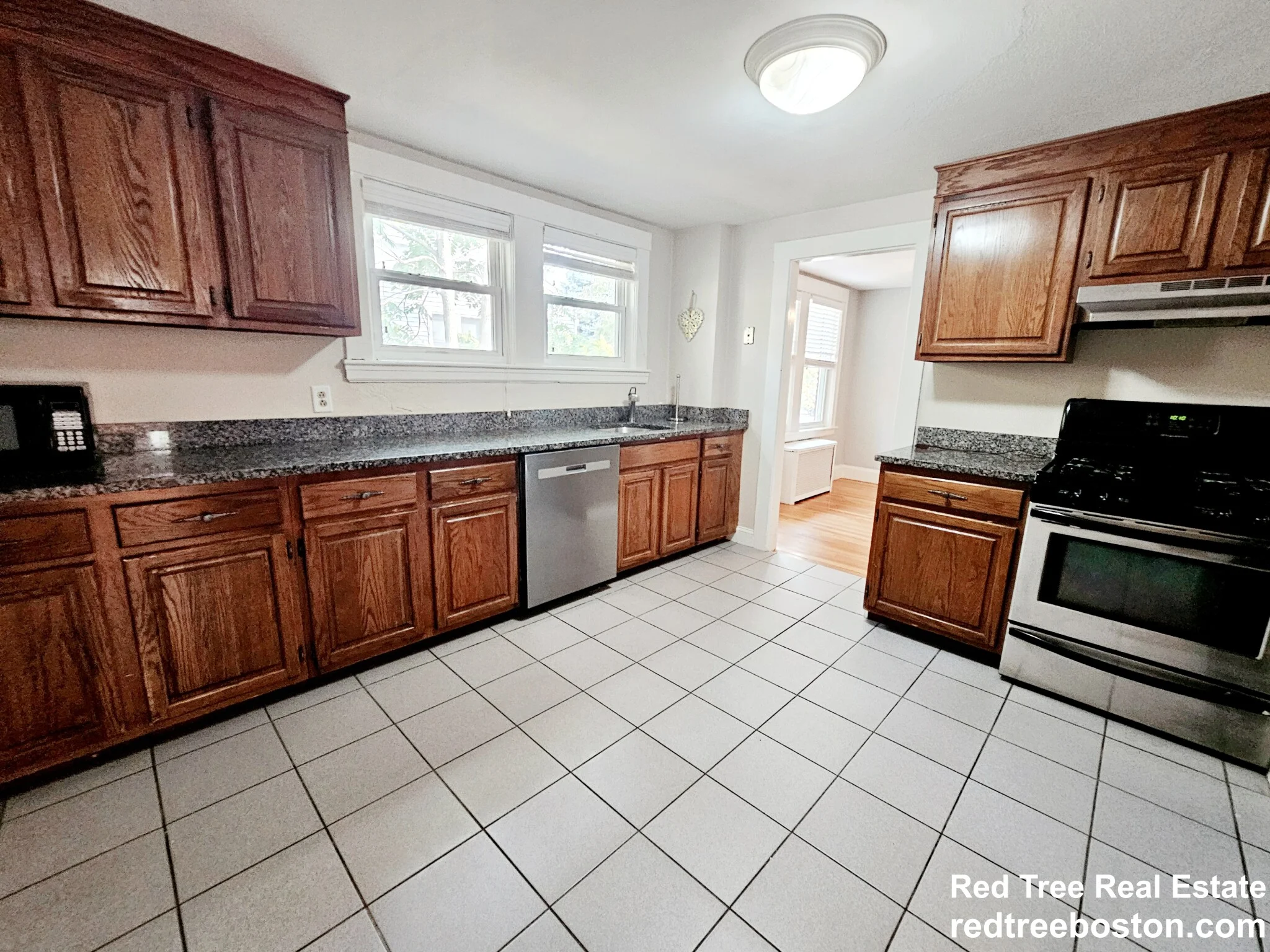 9 Keefe Ave, Newton Upper Falls