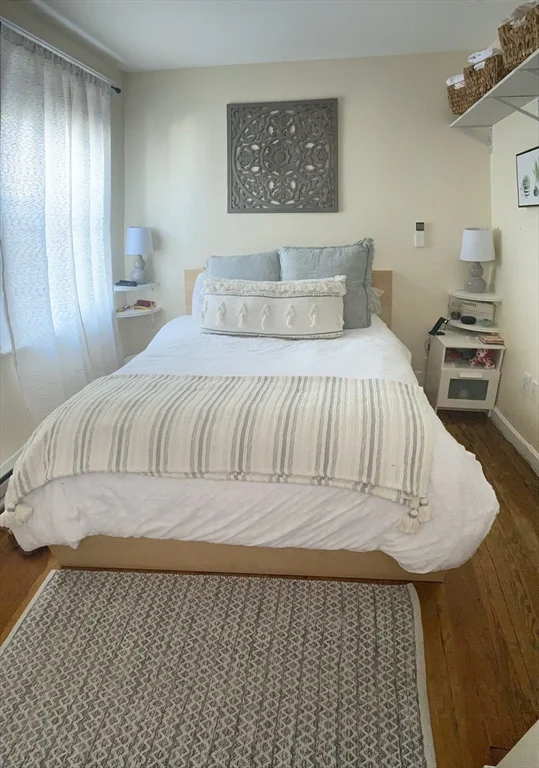 142-146 Everett St, East Boston