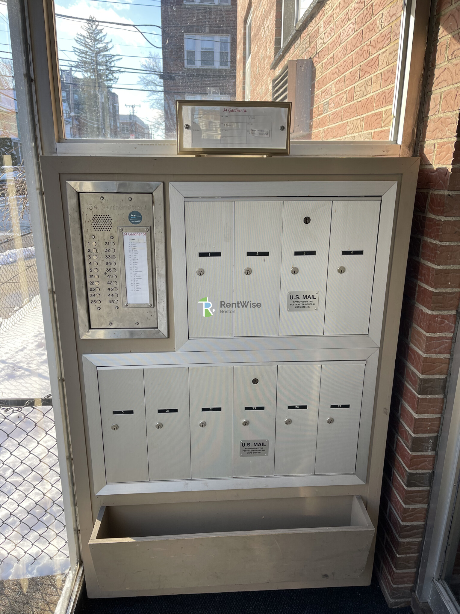 34 Gardner St, Allston