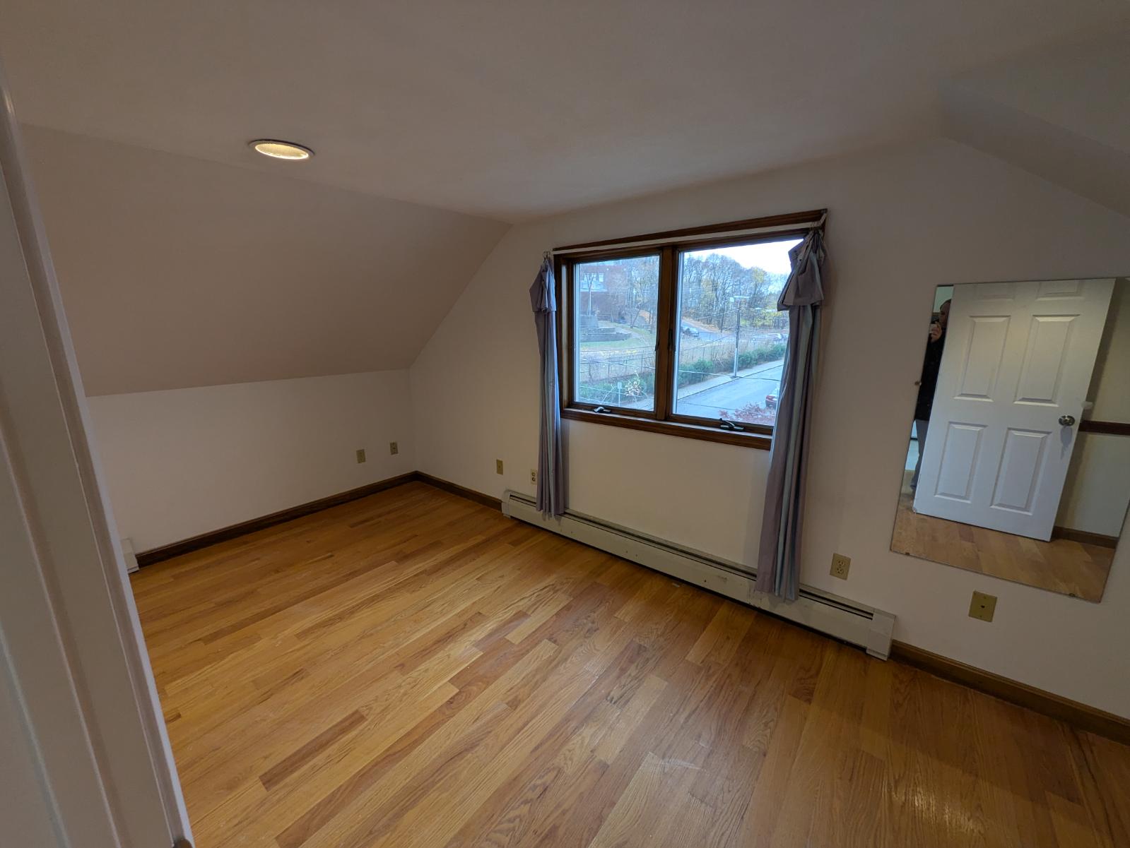 2 bed, 1 bath apartment for rent at 32-34 Fessenden Rd Unit 3, Arlington Heights — photo 3 of 15