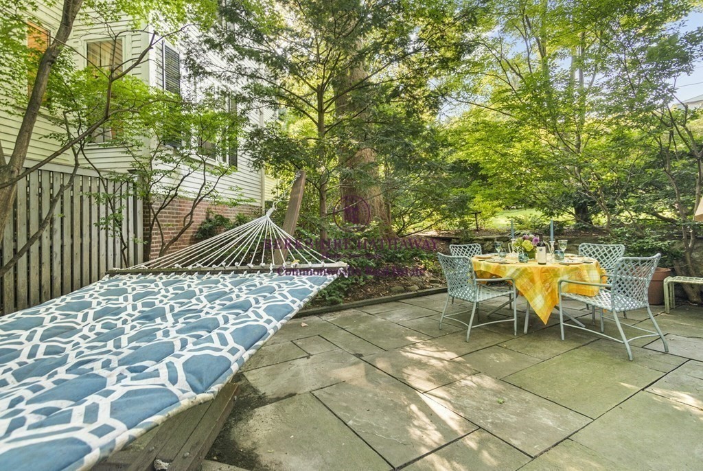 74 Buckingham, Harvard Square