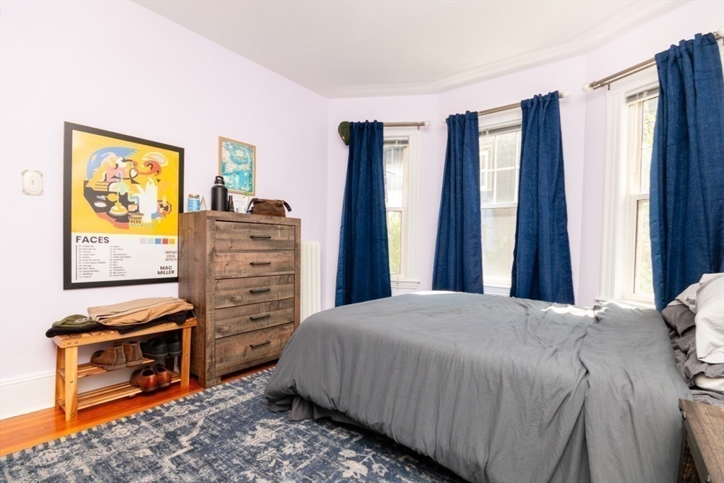 80 Aldrich St, Roslindale