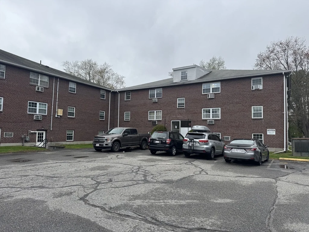 96 Richardson Rd, Chelmsford