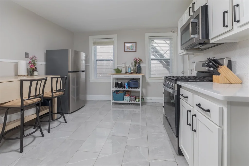 69 I St, South Boston