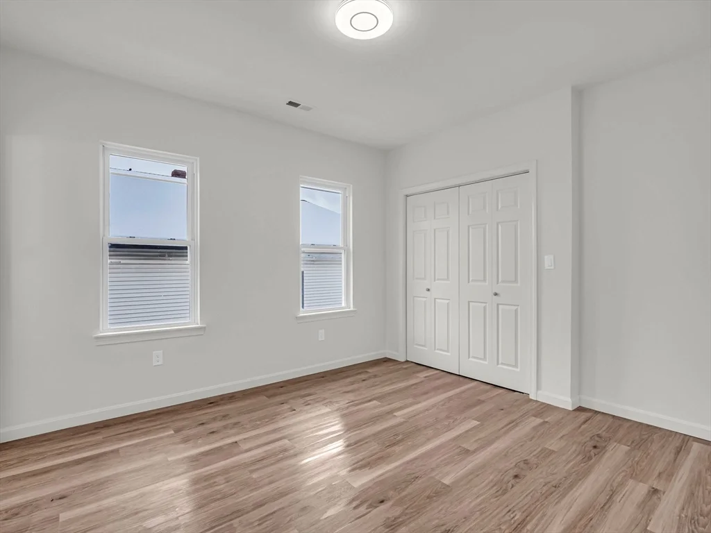 12 Alpine St, Worcester