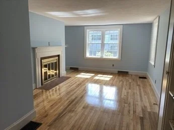 5 Eliot Rd, Needham Heights