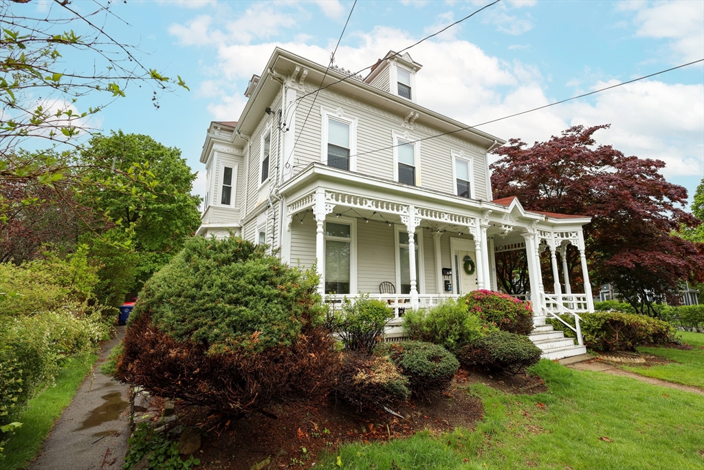 50 Maple St, Braintree