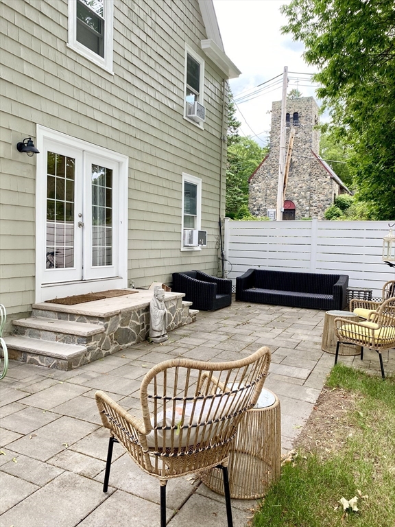 488 Washington St, Winchester