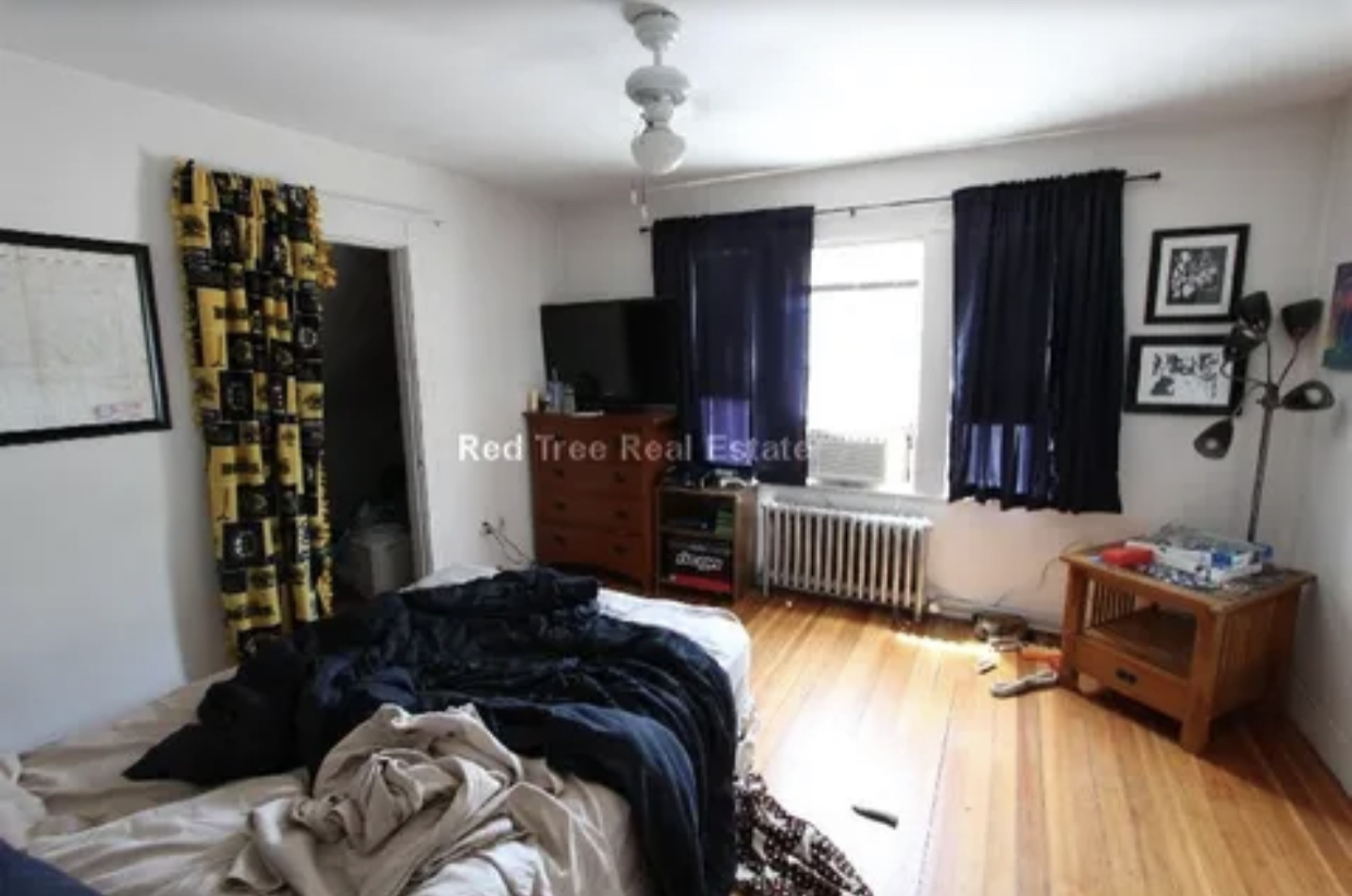 140 Brooks St, Oak Square