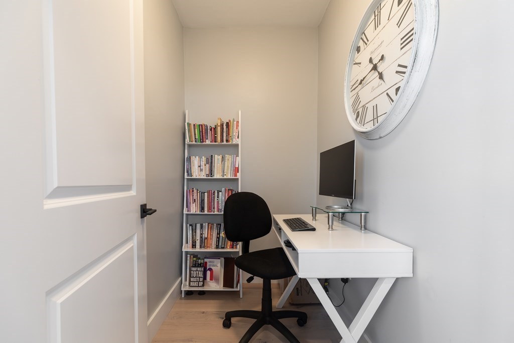 331 Chelsea St, East Boston