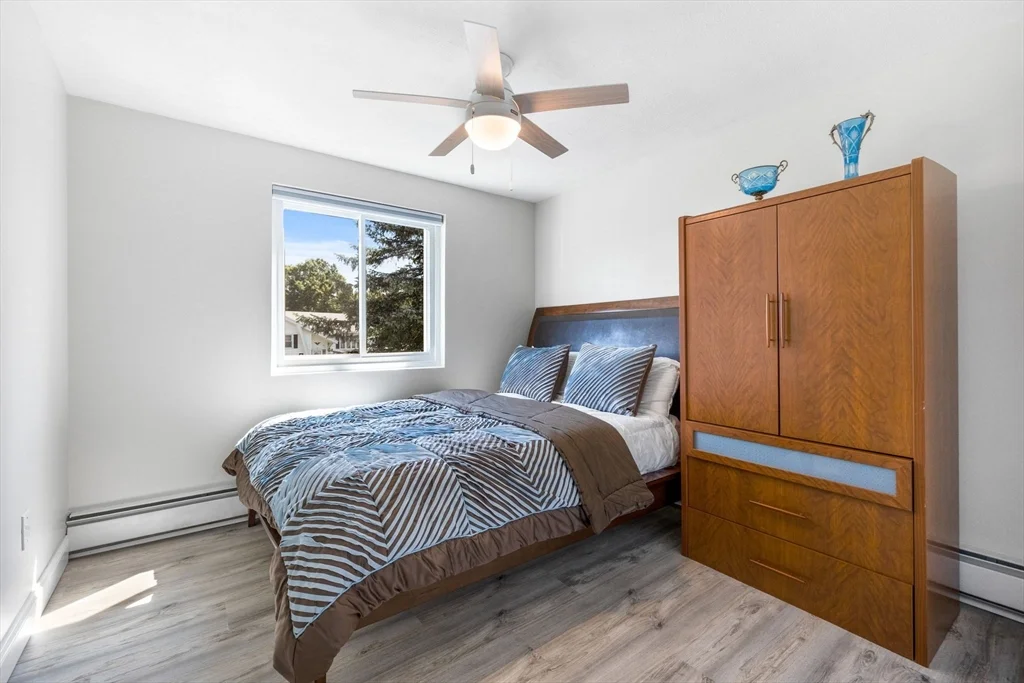 46 Juniper Dr, Saugus