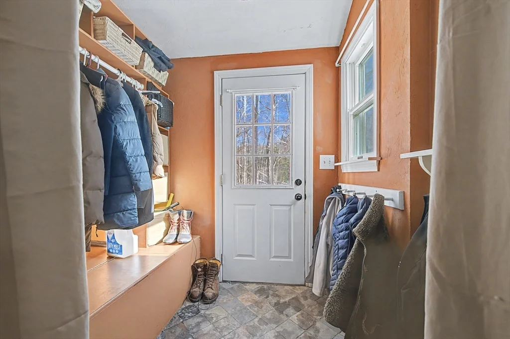 268 Wood St, Hopkinton