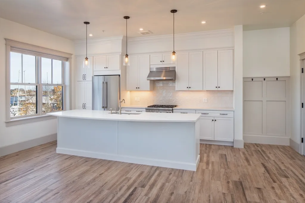 6 Market, Newburyport