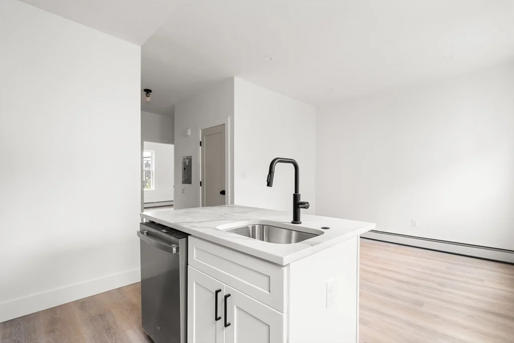 467 East 3rd St, South Boston