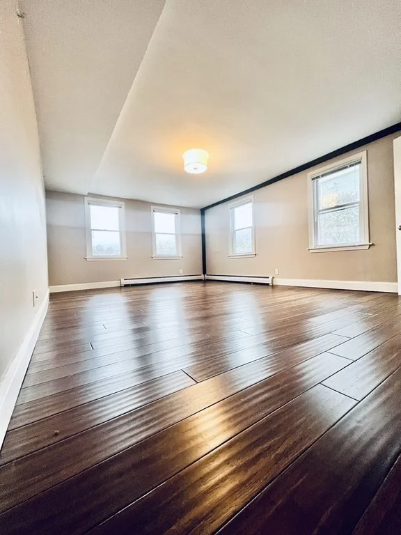 166 Pleasant St, Marblehead