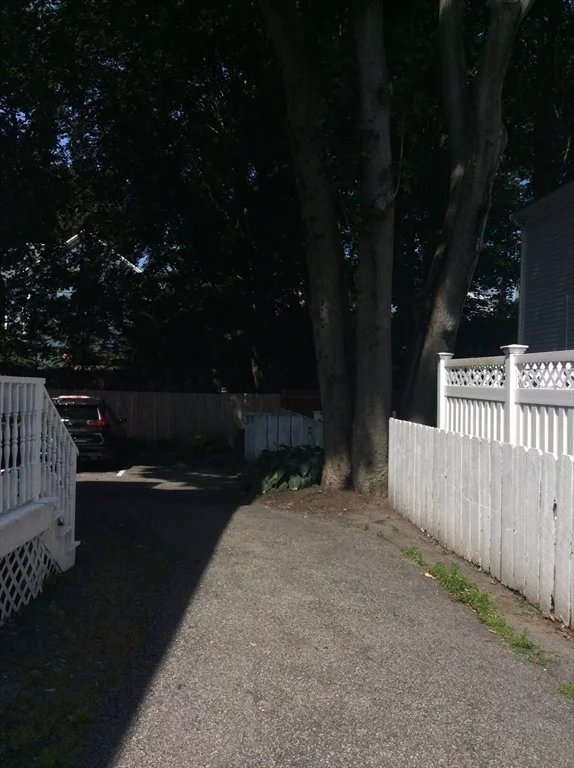 4 Greenleaf St, Newburyport