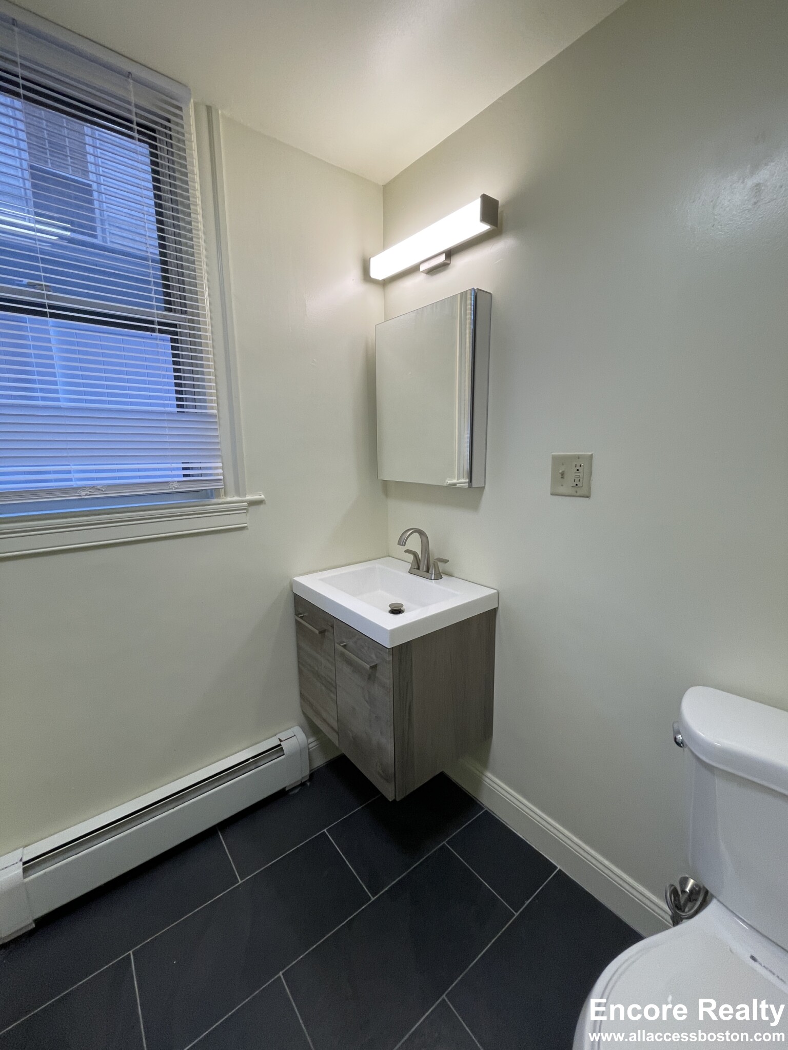 457 Centre St, Newton Corner