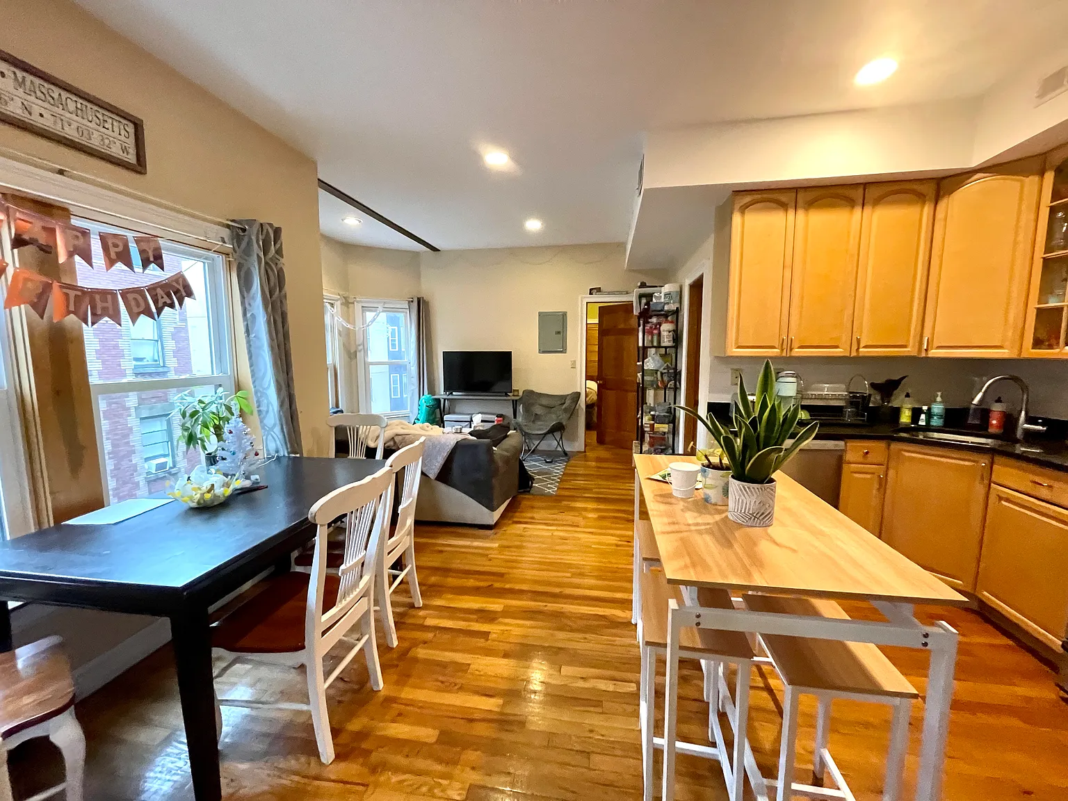 1031 Tremont St, South End