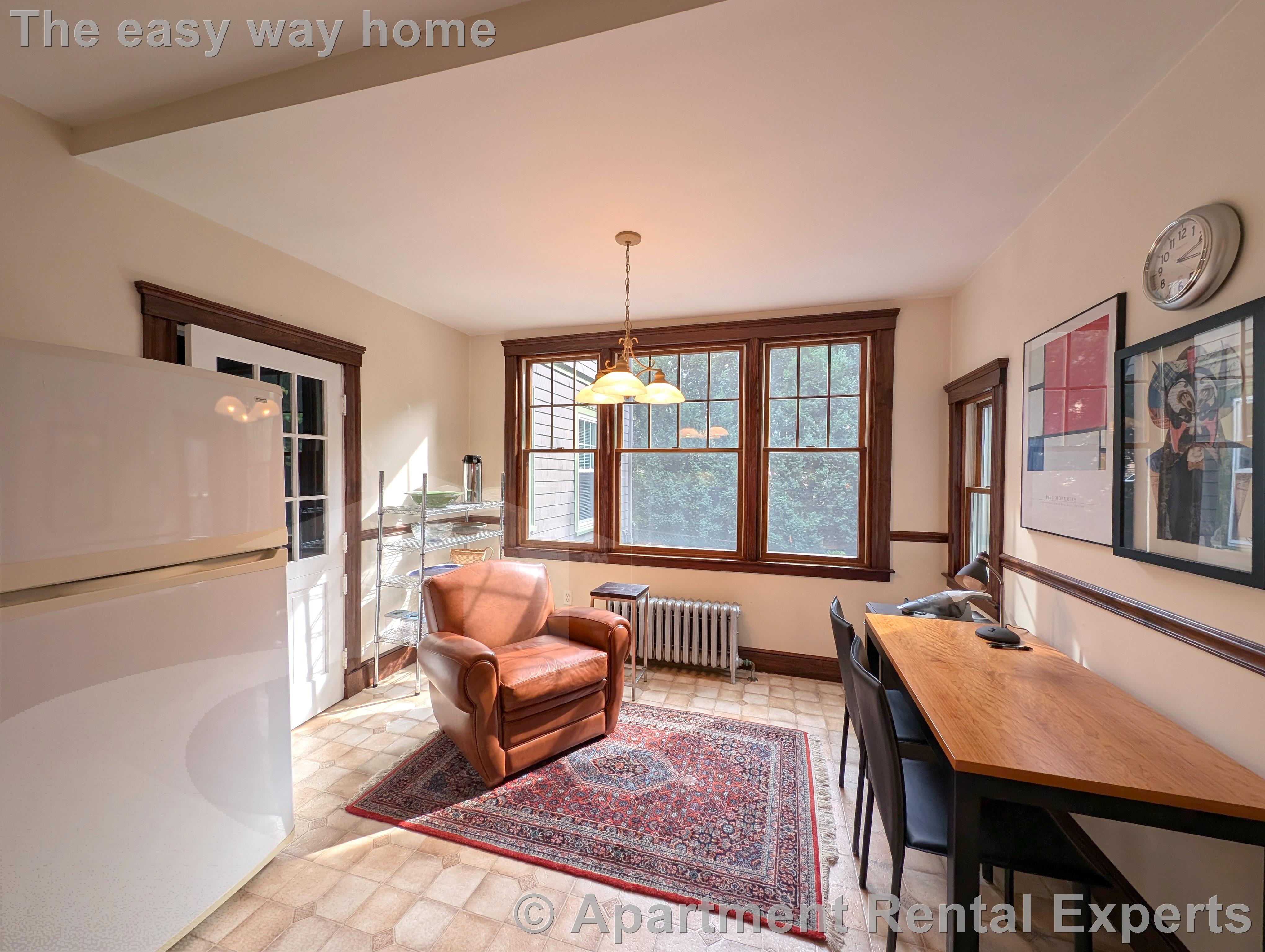 51 Reservoir St, Huron Village