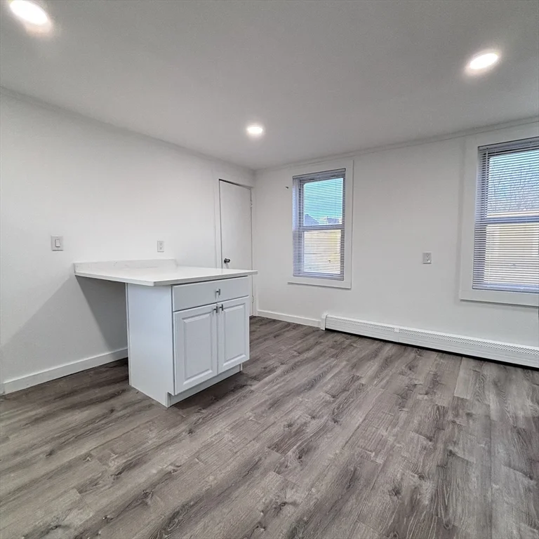 12 Pine St, Attleboro