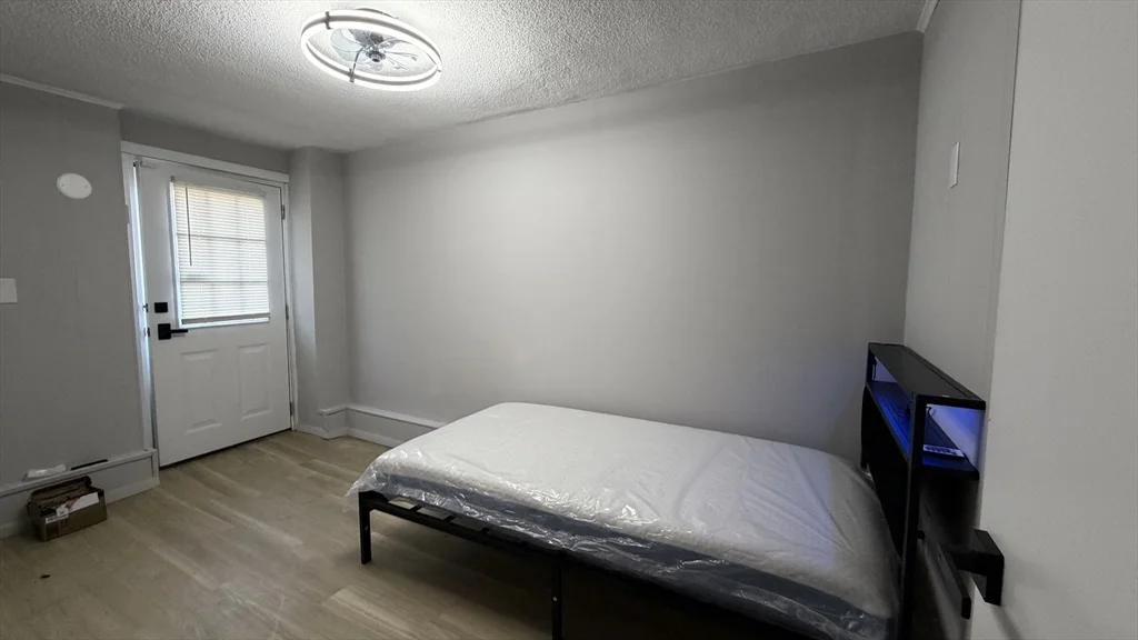 23 Orchard Ave, Saugus