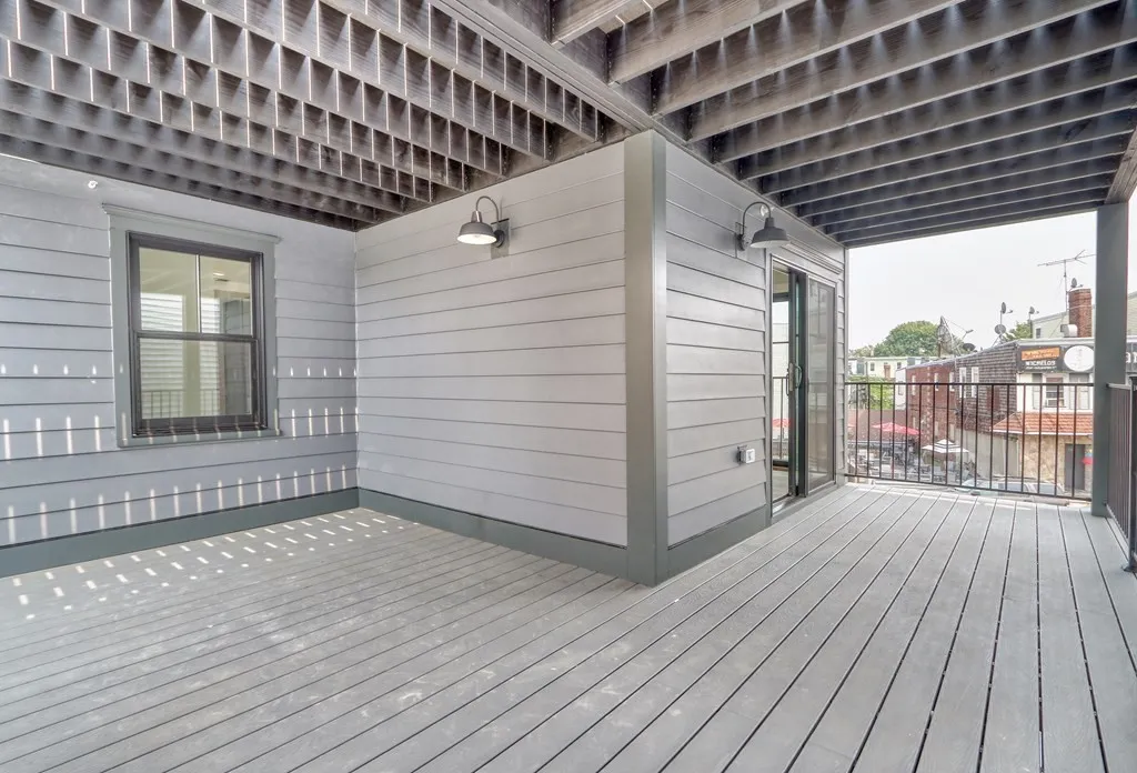 74 Brooks St, East Boston