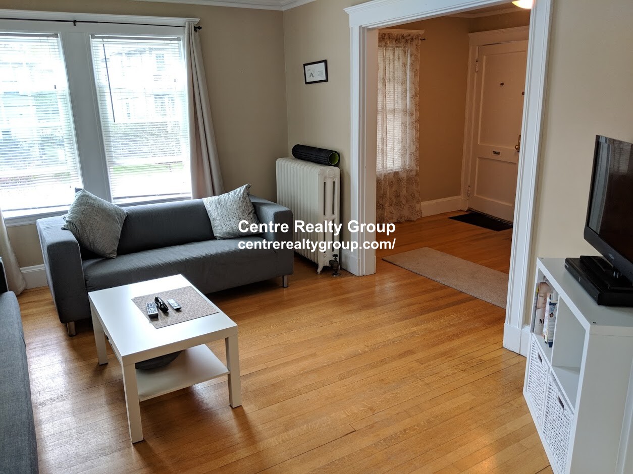 12 Westbourne Rd, Newton Centre