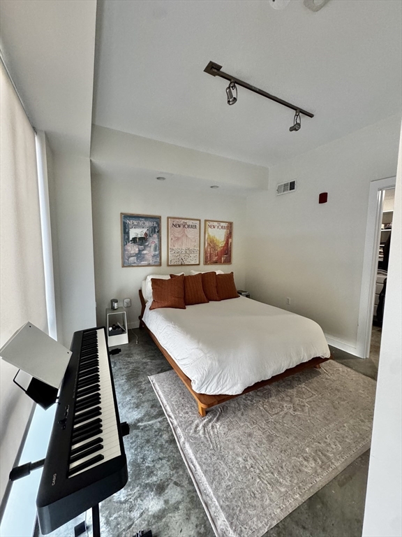 255 Northampton, South End