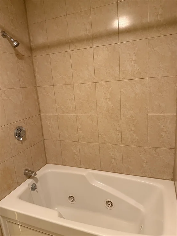 30 Johnson St, Worcester