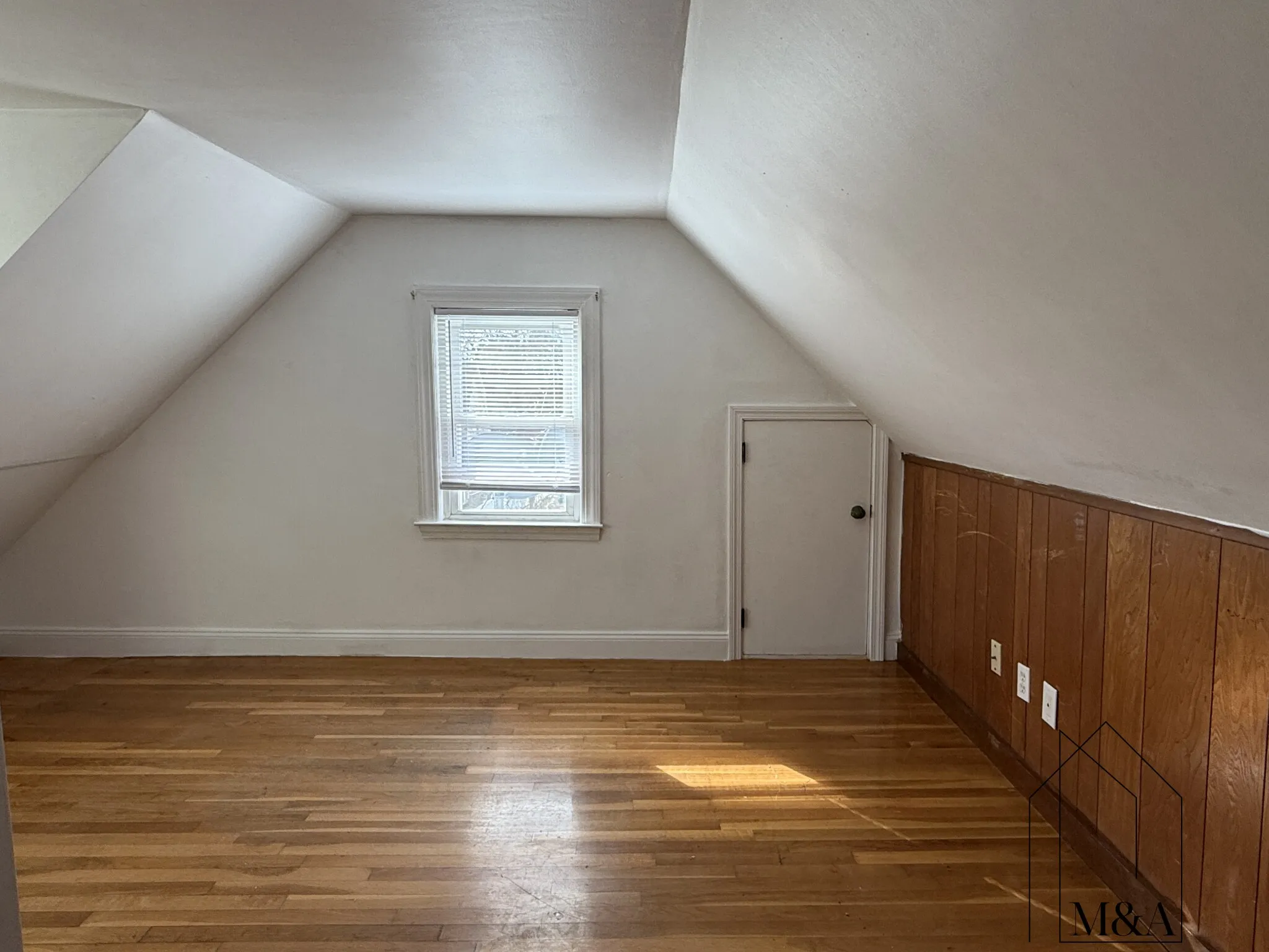 78 Glendower Rd, Roslindale