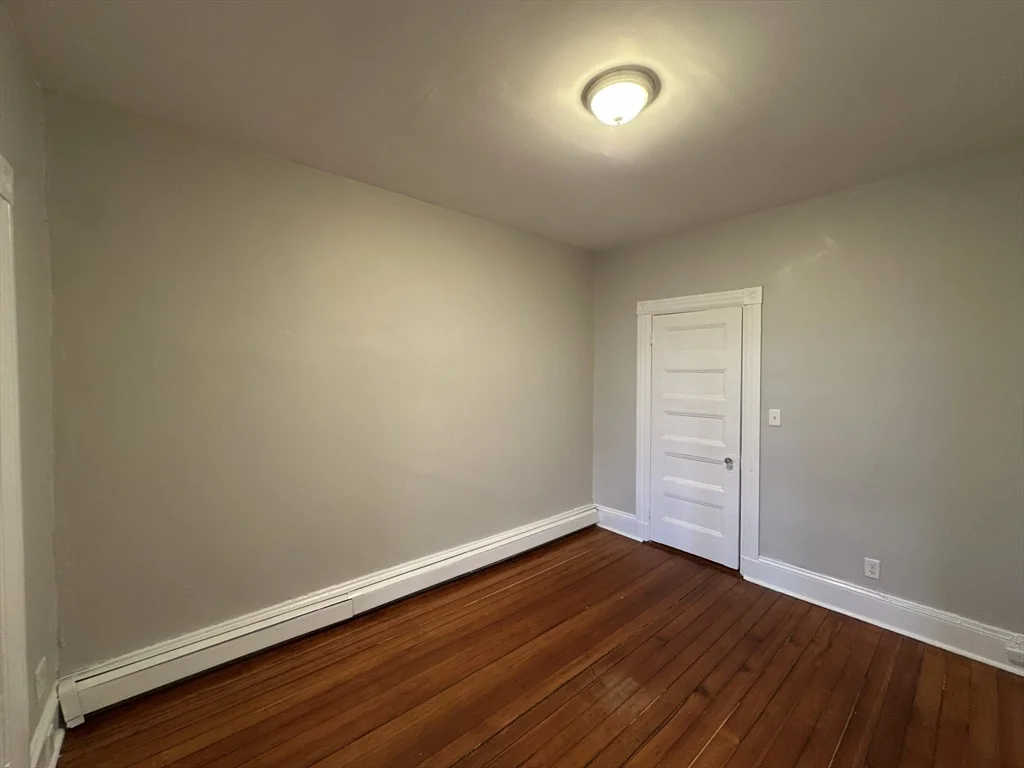 39 Forest St, Roxbury