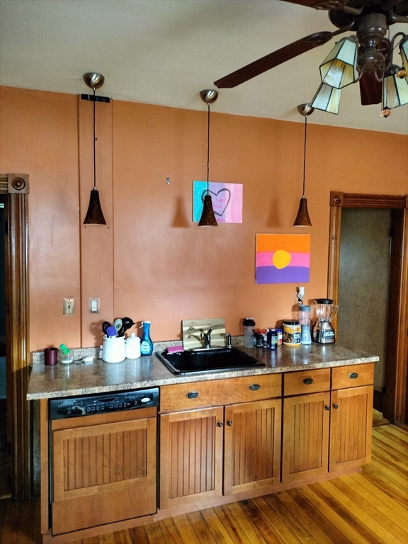 15 Millbrook St, Worcester