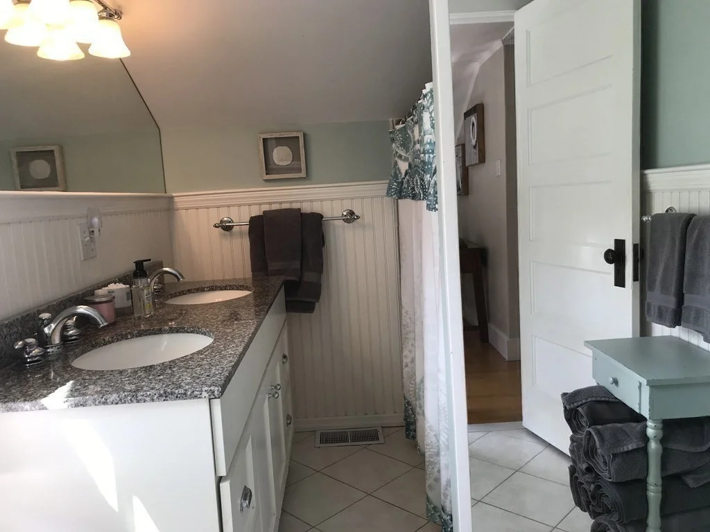 18 Granite St, Rockport