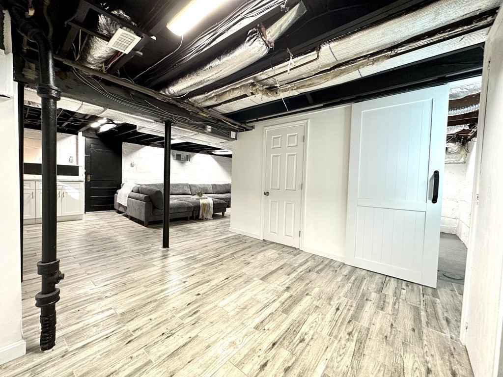 11 Pkwa, North Medford