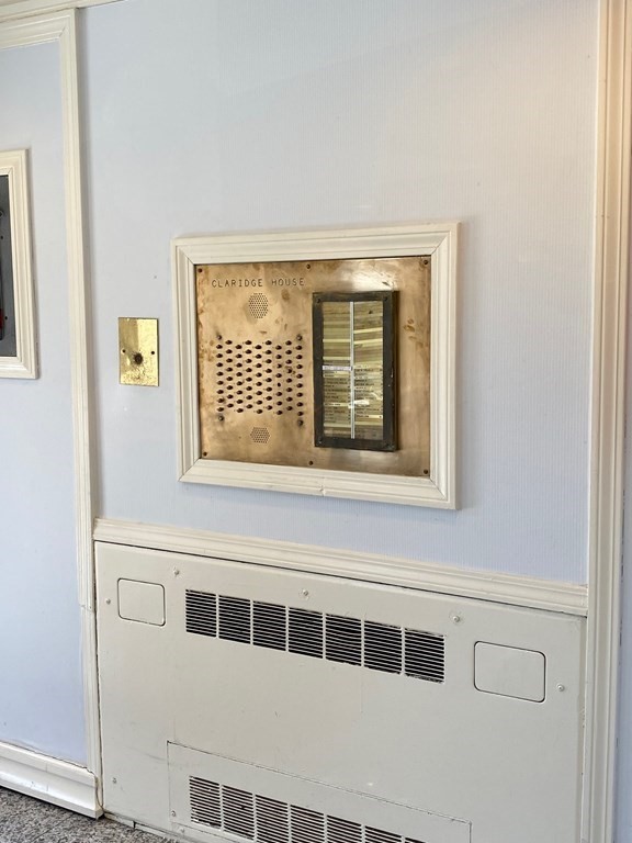 1933 Commonwealth Ave, Brighton