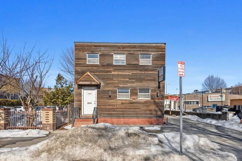 187 Hampshire St, Inman Square