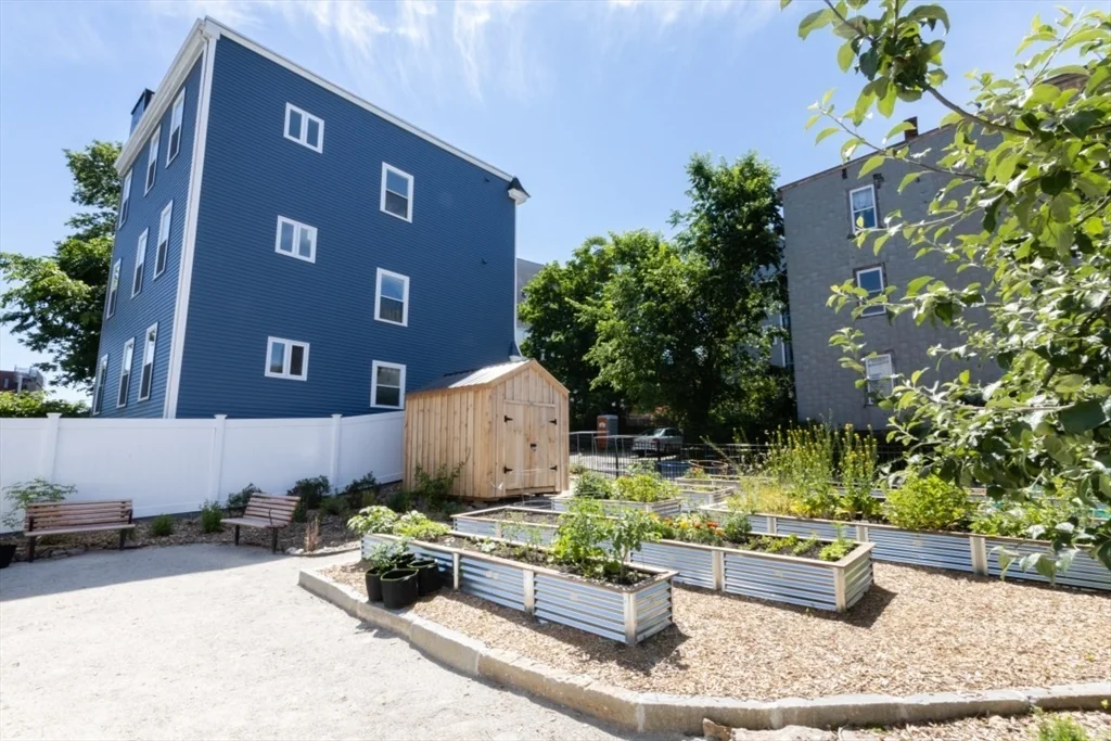 2 French Ter, Mission Hill