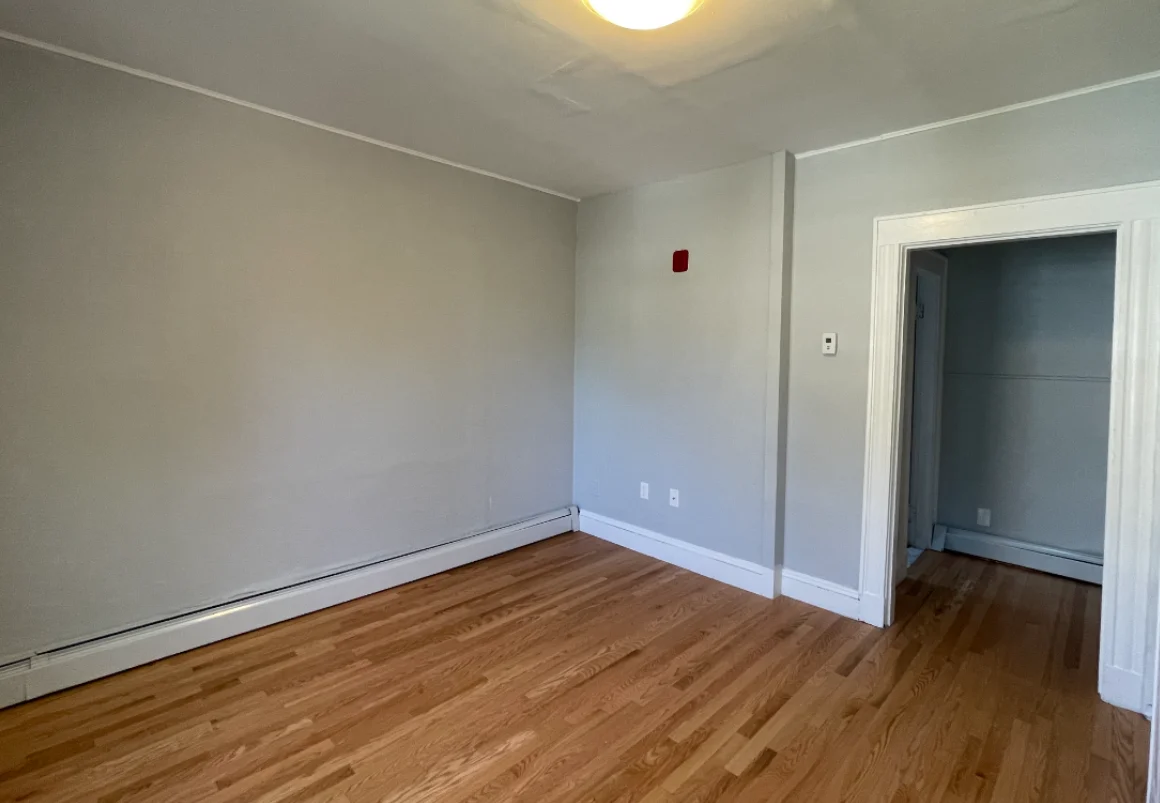 233 Lafayette St, Salem