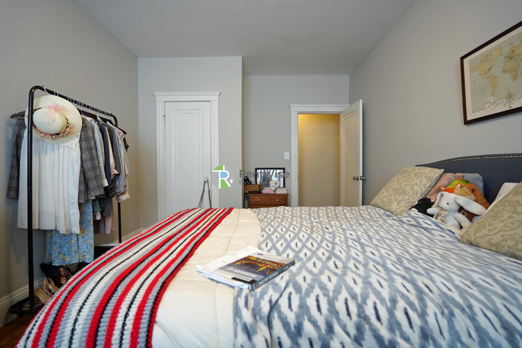 51 Linden St, Allston