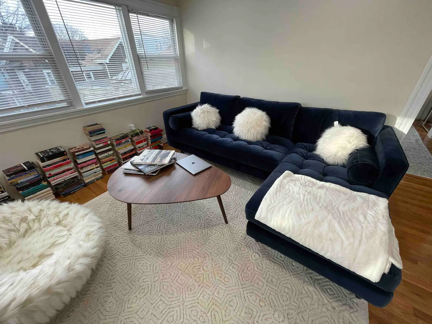 2574 Massachusetts Ave, North Cambridge