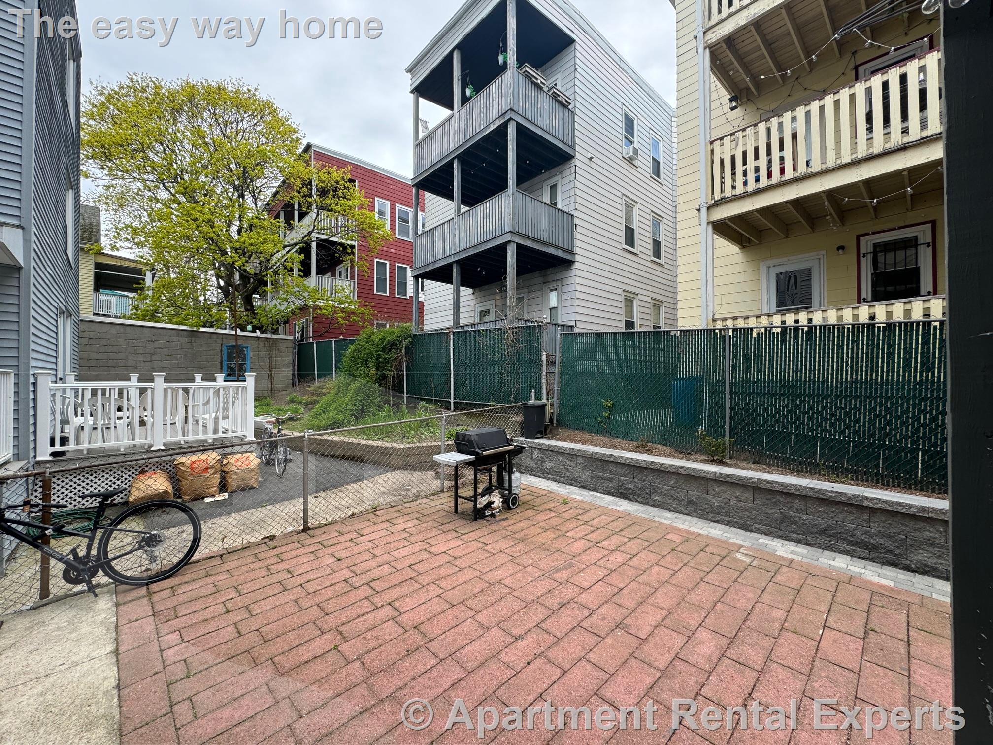 33-35 Magnus Ave, Ward Two