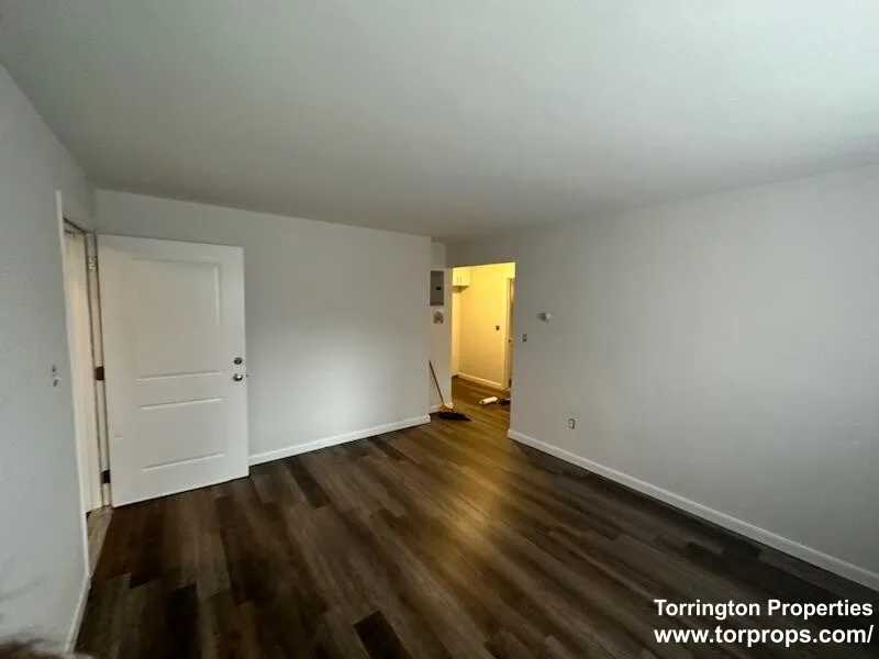 280 Hyde Park Ave, Jamaica Plain