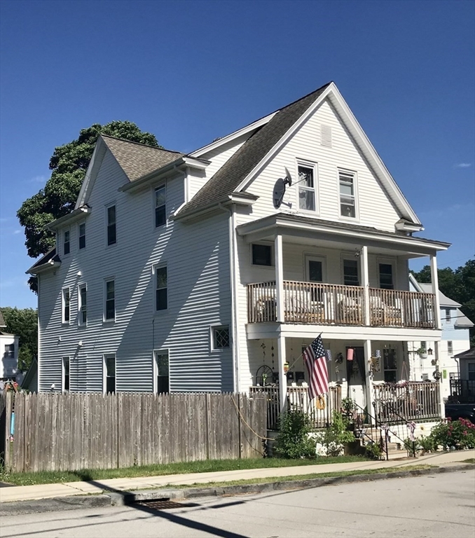 8 Stearns St, Worcester