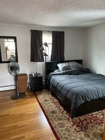 86 Quarry St, Quincy