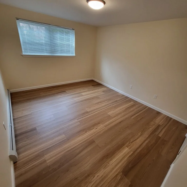 210 Hillside Ave, Needham Heights