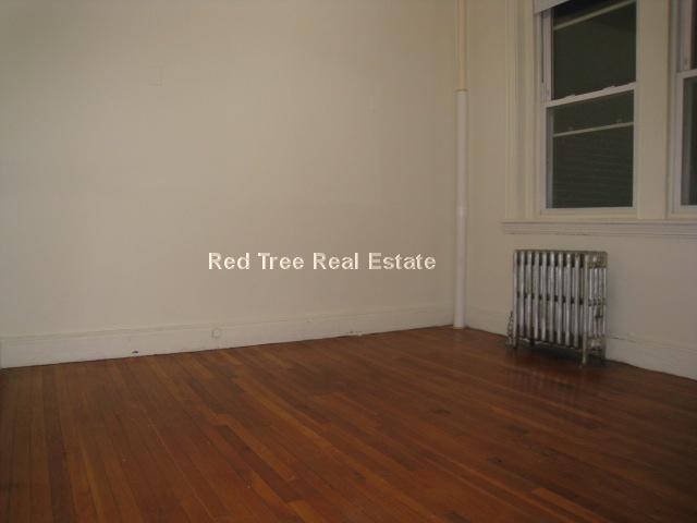 1800 Commonwealth Ave, Brighton