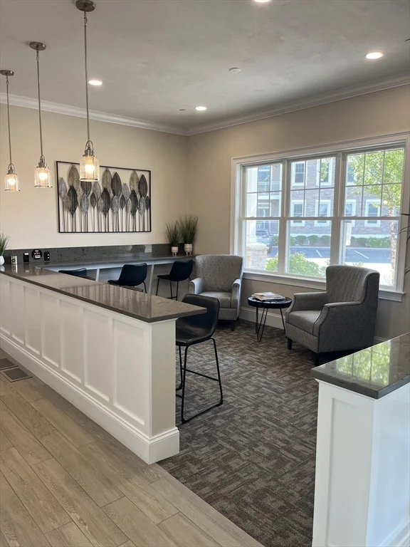 320 Middlesex Ave, Medford