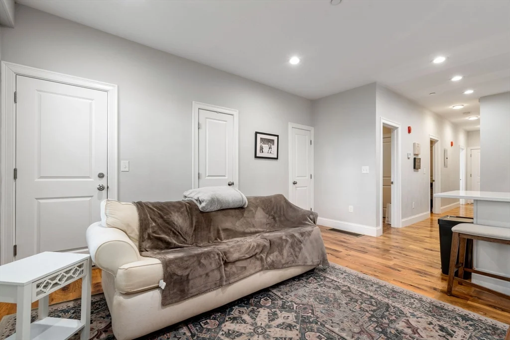 224 Lexington St, East Boston