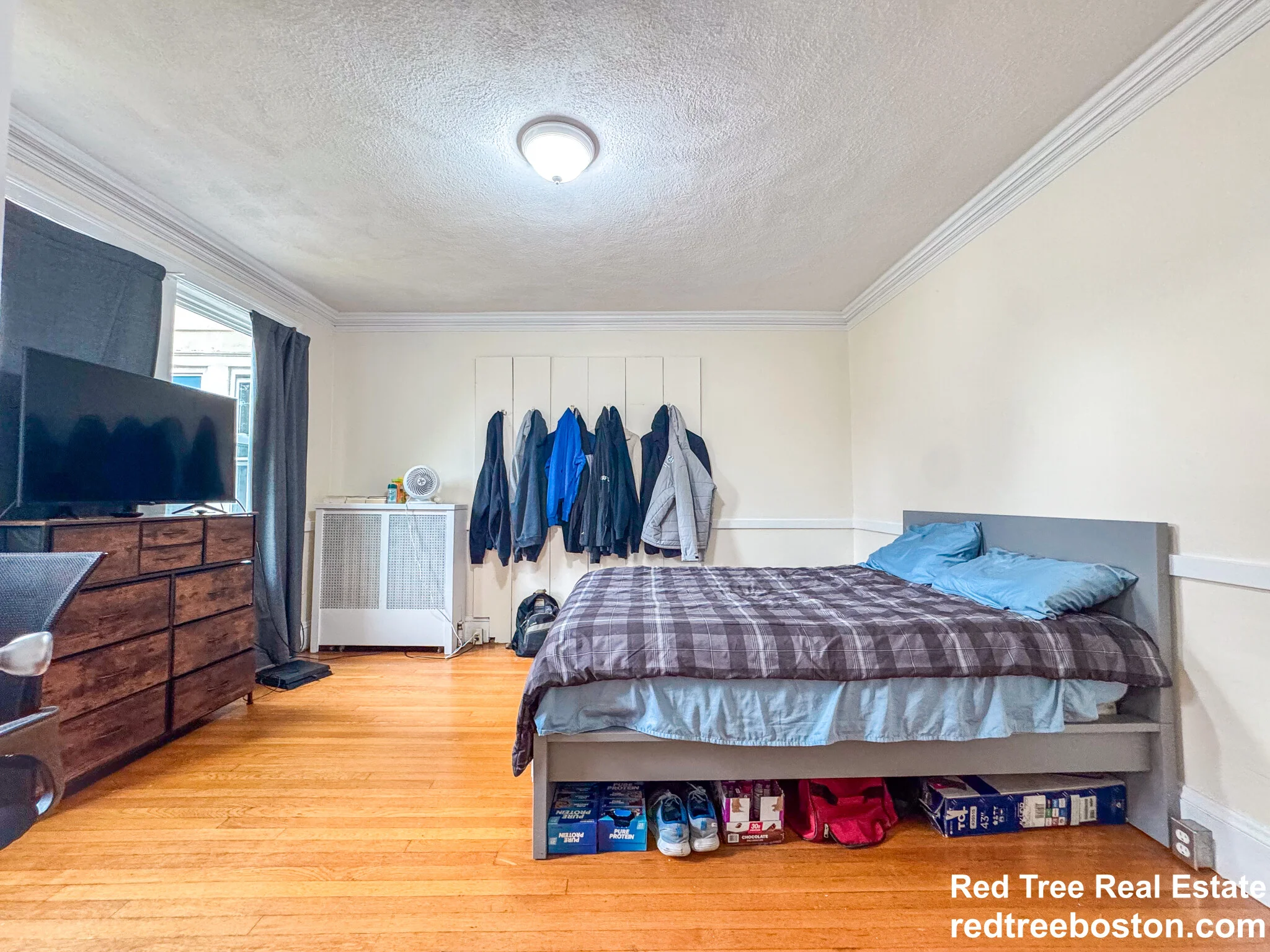 28 Manet Rd, Chestnut Hill